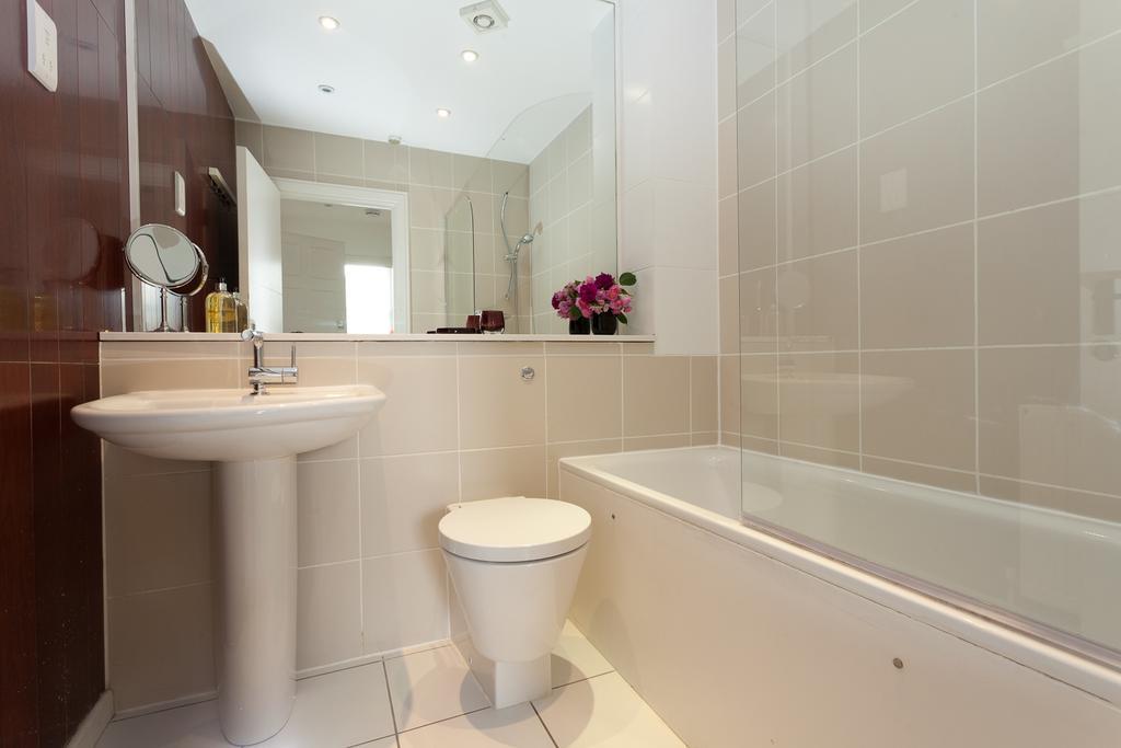 118 Brondesbury Road Apartment *