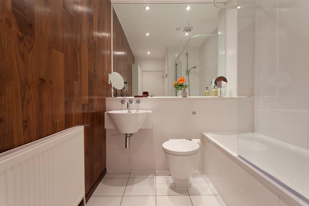 118 Brondesbury Road * Londres
